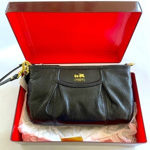 NWT COACH Leather Wristlet Bag Madison New with tags and box Gift Worthy